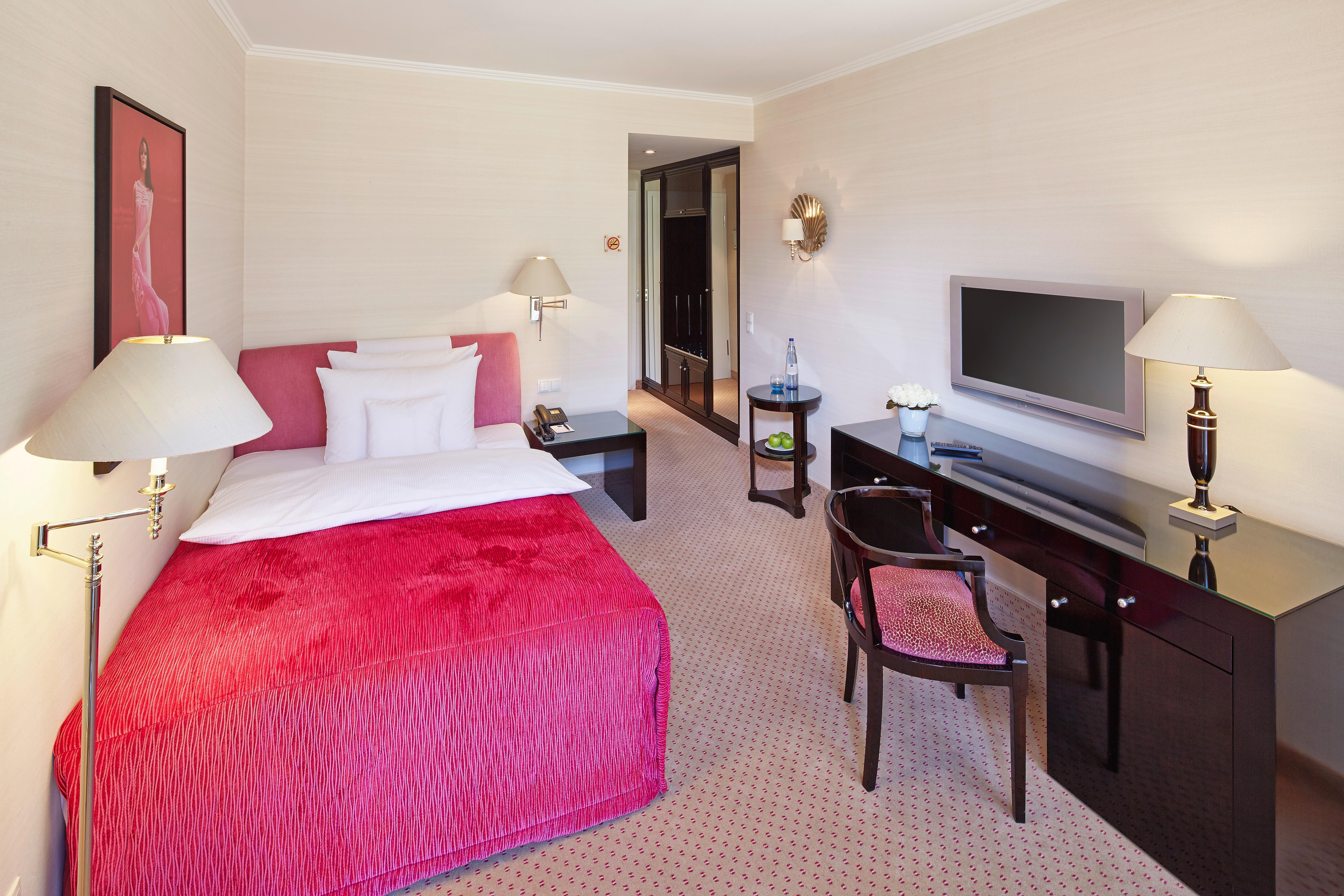 Parkhotel Bremen - Ein Mitglied Der Hommage Luxury Hotels Collection BRE Exterior foto A room at the InterContinental Wien