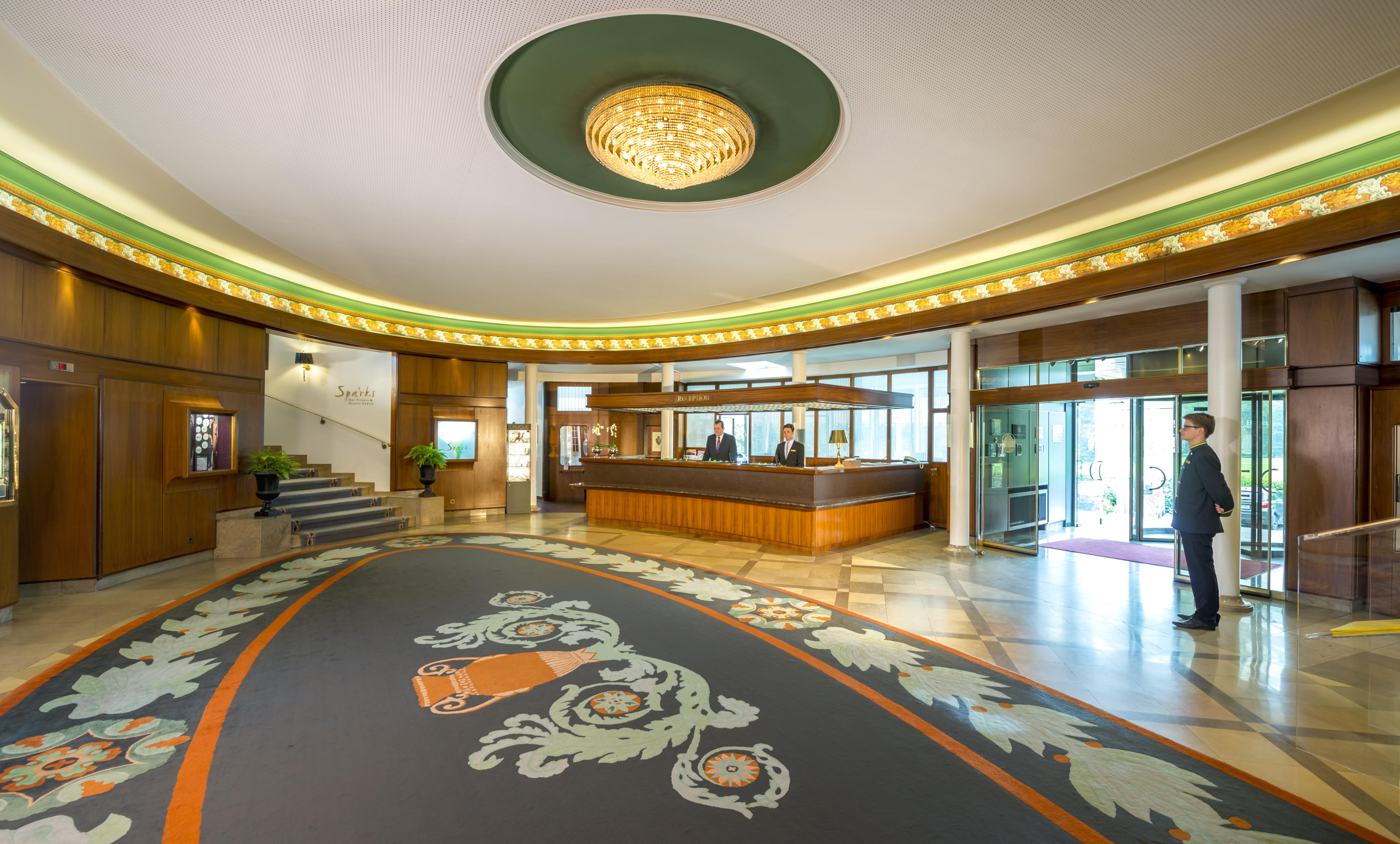 Parkhotel Bremen - Ein Mitglied Der Hommage Luxury Hotels Collection BRE Exterior foto The lobby of the hotel