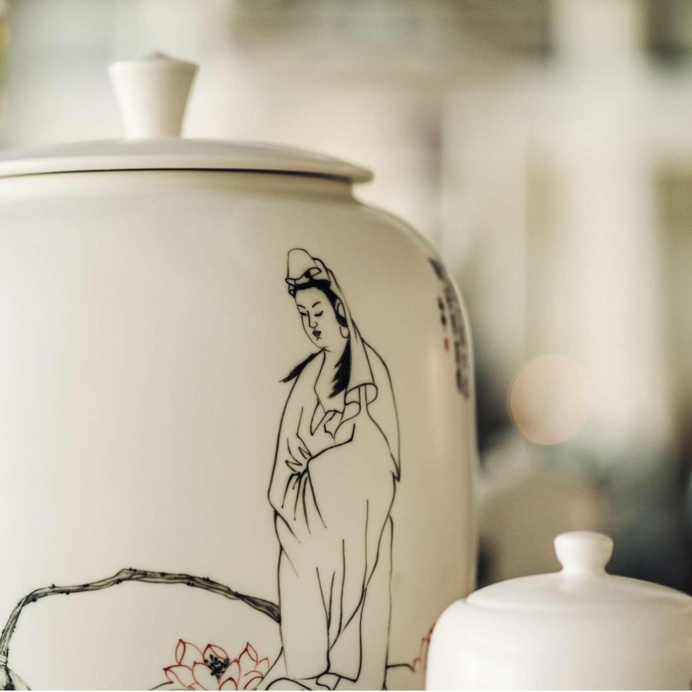 Parkhotel Bremen - Ein Mitglied Der Hommage Luxury Hotels Collection BRE Exterior foto A depiction of Lady Meng Ziqi on a porcelain vase